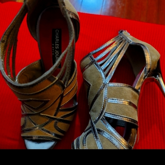 Charles Jordan  classy 4in heels new with tags open toe heels dress up or down - Picture 3 of 7